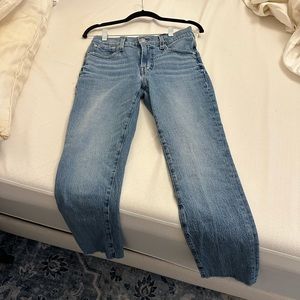 The mid-rise perfect vintage jean size 26 madewell.